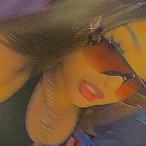 Meet your Posher, Kiara